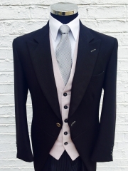 Ascot tails